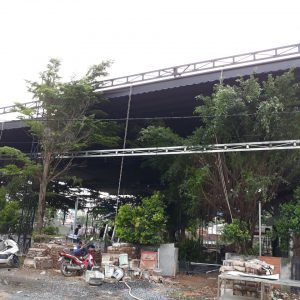 Thi công mái hiên mái xếp quán nhậu tại Quận 1